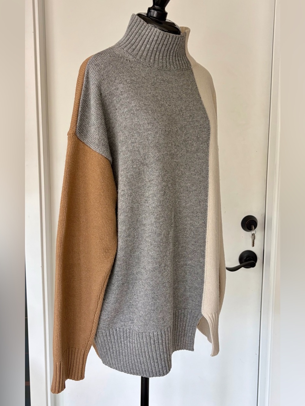 Kaos Colorblock Mockneck Sweater, Gray, Cream & Brown, Italy, szL, EUC - Picture 9 of 15